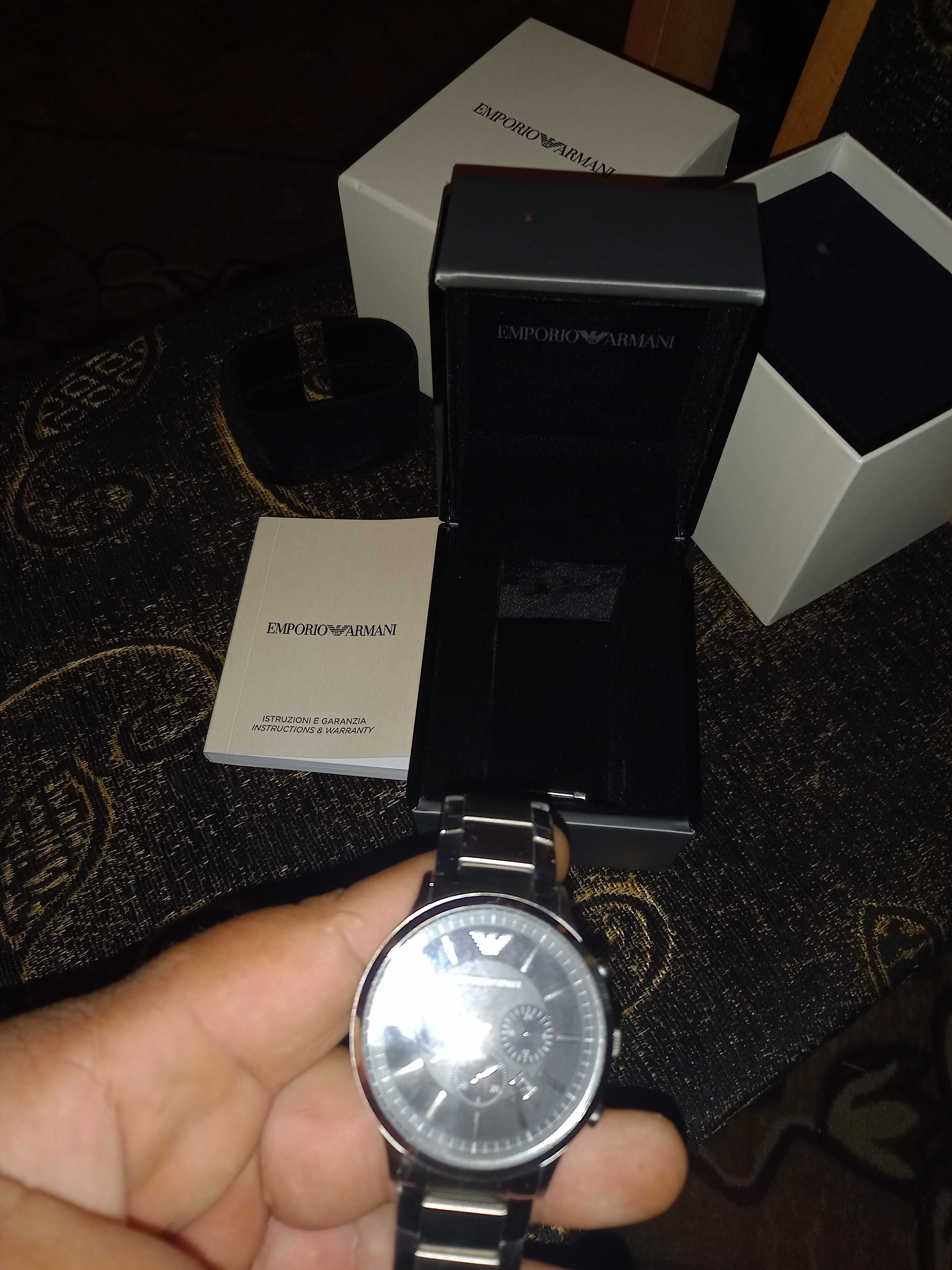 EMPOrIо ARMANI часовник