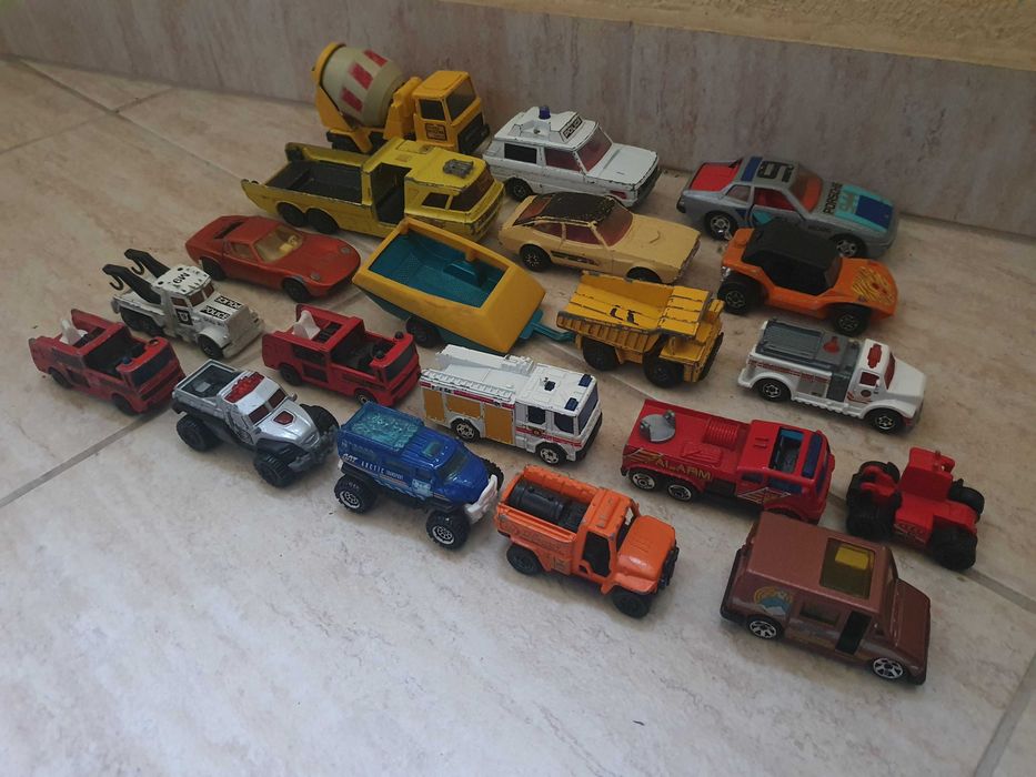 Метални колички за колекция