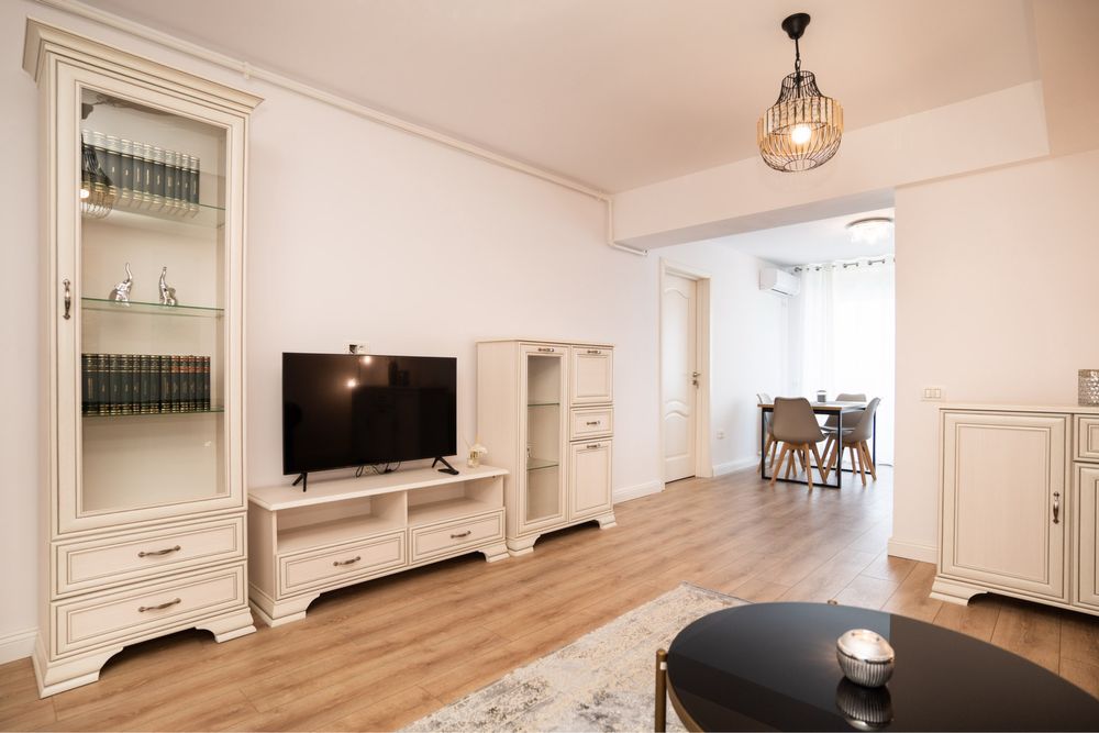 Inchiriez apartament zona Campus Constanta