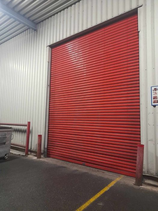 Porti de garaj din aluminiu