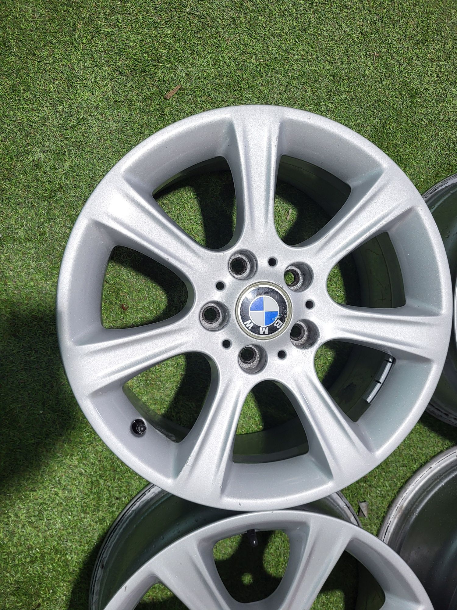 17 5x120 Bmw F30 F31 E90 лети джанти 5х120 бмв