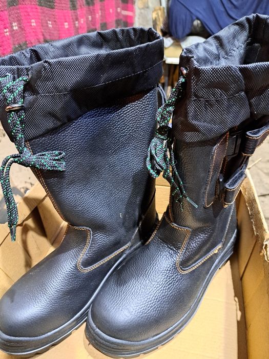 Сапоги рабочии .