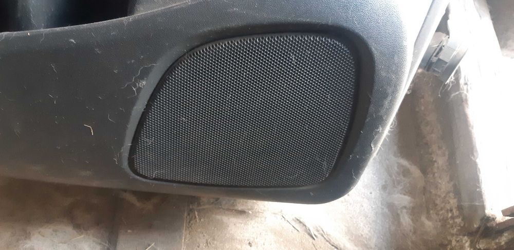 Vind piese fiat stilo 1.9jtd din 2003 originale,in stare f buna.