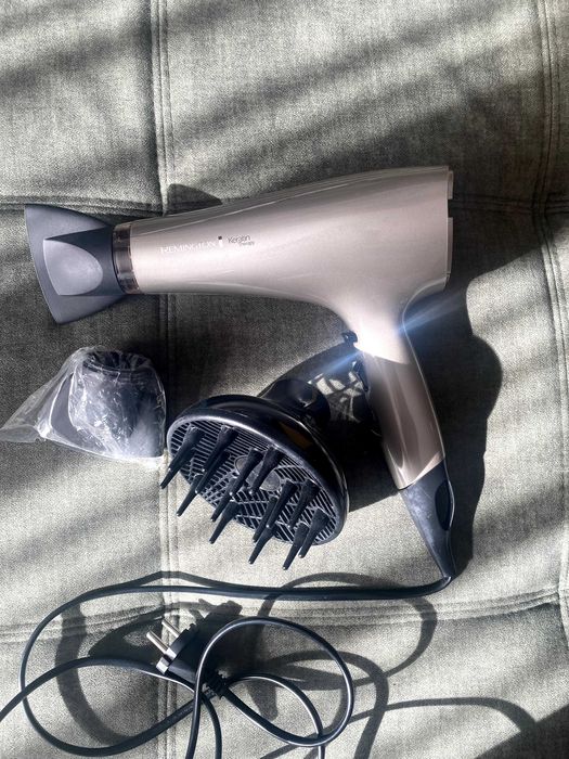 Сешоар Remington Keratin Therapy Pro AC8000