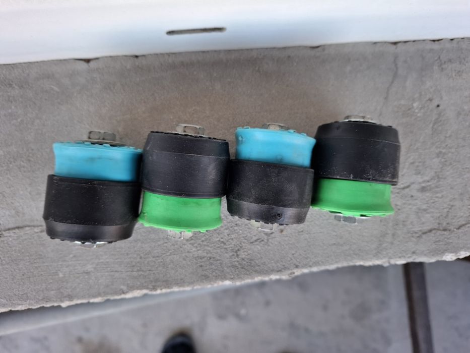 Антивибрационни тампони за климатик