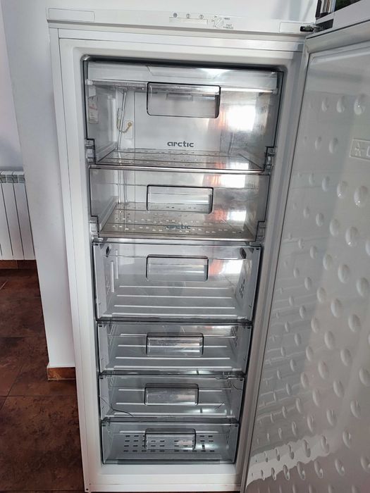 Congelator Arctic 215L, clasa A+, 6 sertare
