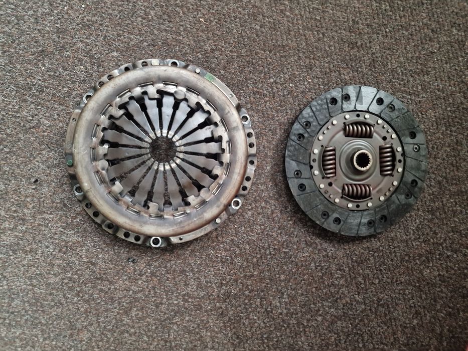 Съединител за пежо 307 1.6 109коня