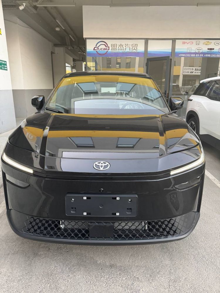 Tayota bz3 x 2025 yil