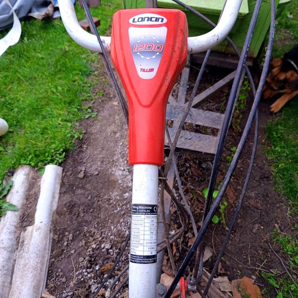 Motocultor Loncin 1200 cu remorca
