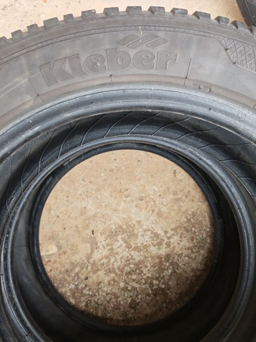 Гуми Зимни и Летни 215/50/17