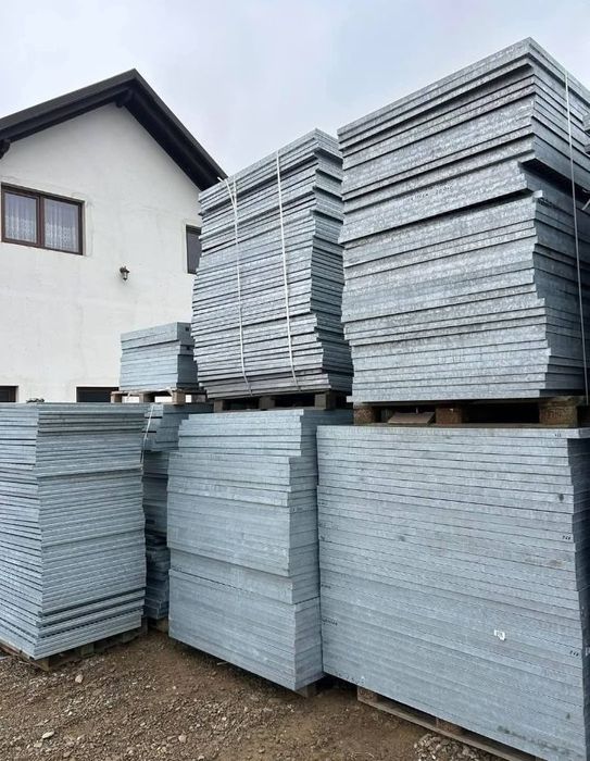 Vindem grătare orice dimensiune și orice model și trepte pentru scări