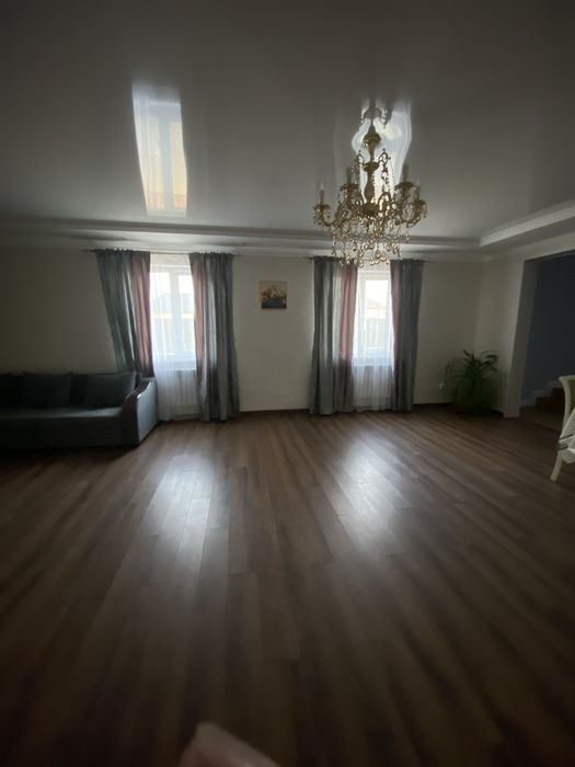 Шторы комплект по 15 тысяч