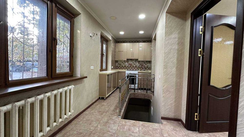 86 кв. Офис с Арендатором ул.Аккурганская (Новомосковская) 130.000 у.е