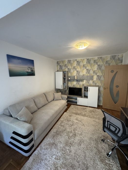 Apartament 2 camere Casa de cultura