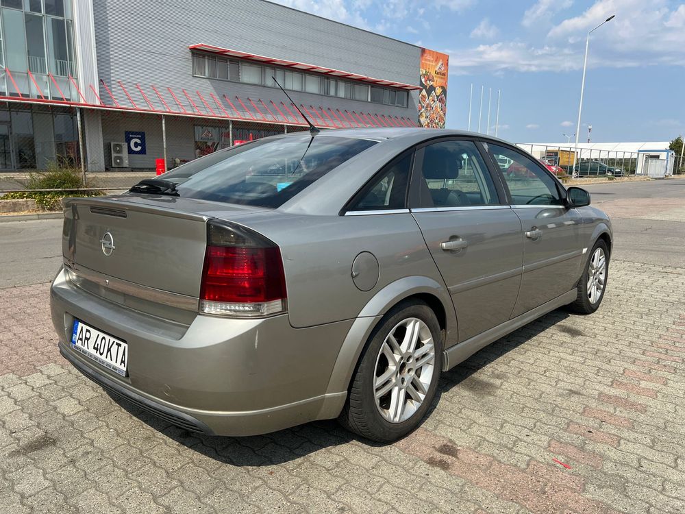 Vand Opel Vectra C GTS/2.2 Diesel/An 2003/Clima functionala/270000 km