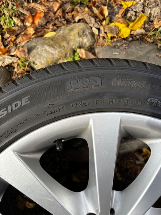 Jante BMW originale R18 cu anvelope de iarnă Hankook 245/45/R18