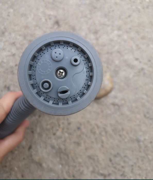 Furtun pliabil cu cap de dus