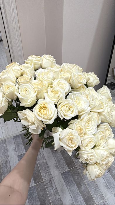 Продаю новый букет цветов срочно свежие цветы