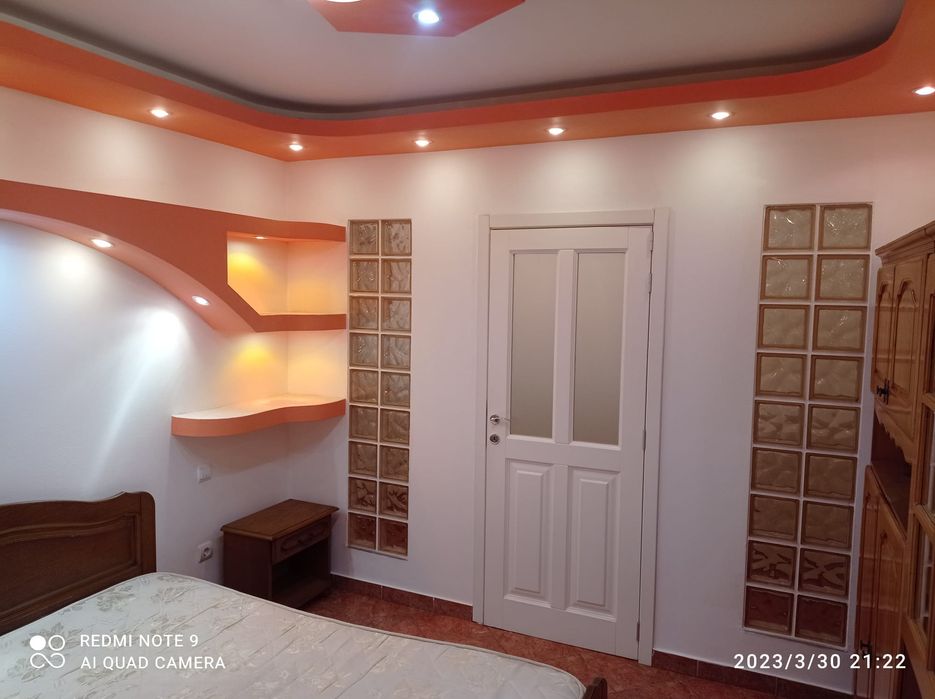 Închiriez apartament