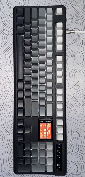 Skyloong gk104 pro механична клавиатура