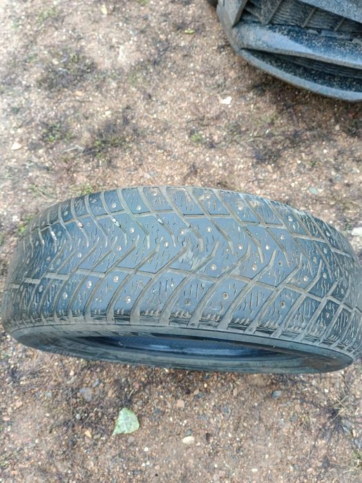 Продам зимние шины Yokagama 205/60