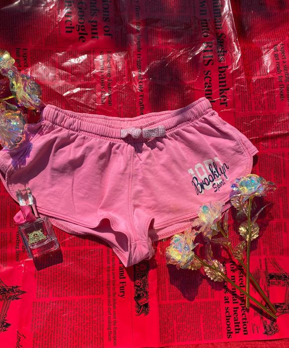 Pantaloni scurți dama XS 34