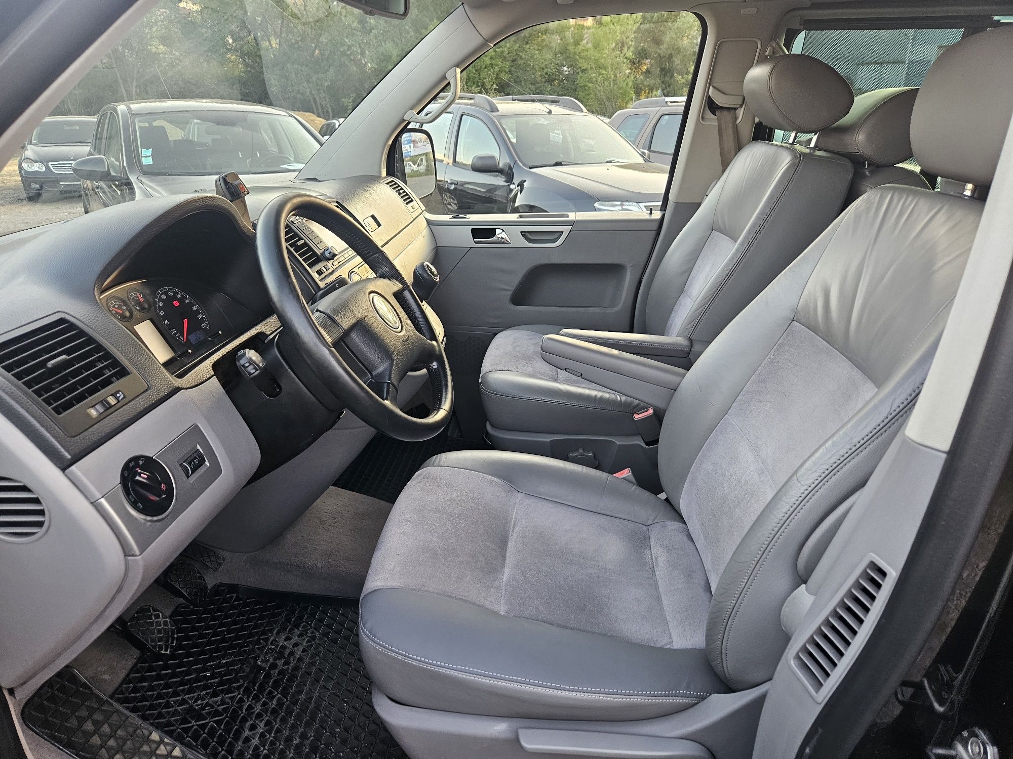 VW Multivan T5 Highline