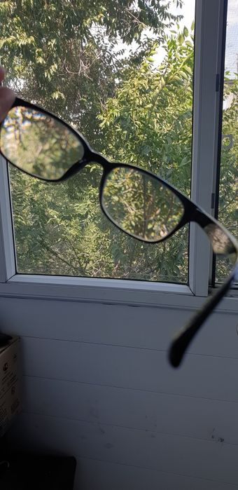 Оправа чёрного цвета