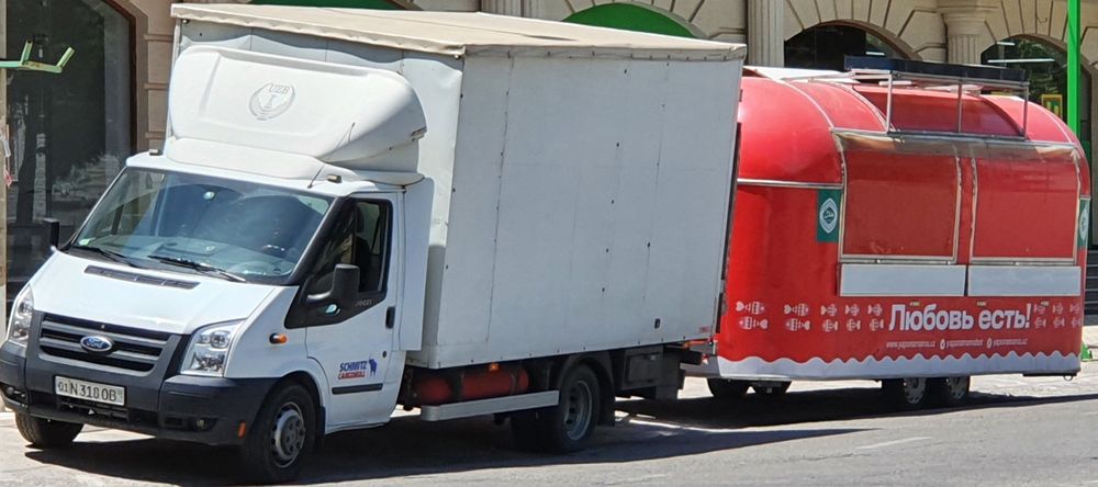 ФУДТРАКИ, ФАРКОП и ГИДРОБОРТ. Отбуксировка фудтраков и услуга машины с