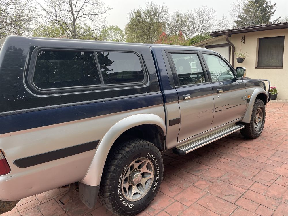 Mitsubishi l200 second hand