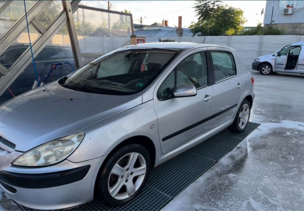 De Vanzare peugeot 307 automat Urgent!!
