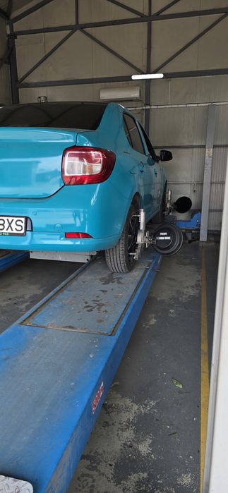 Dacia Logan 0.9 Turcoaz blu