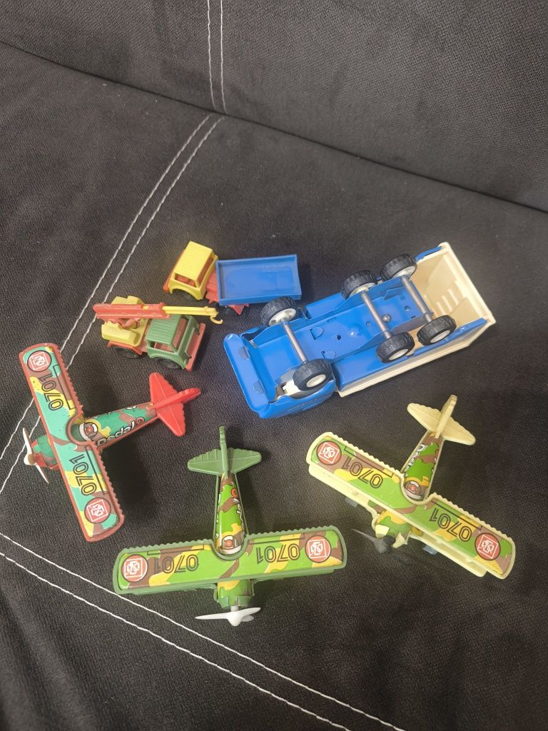 Стари соц играчки