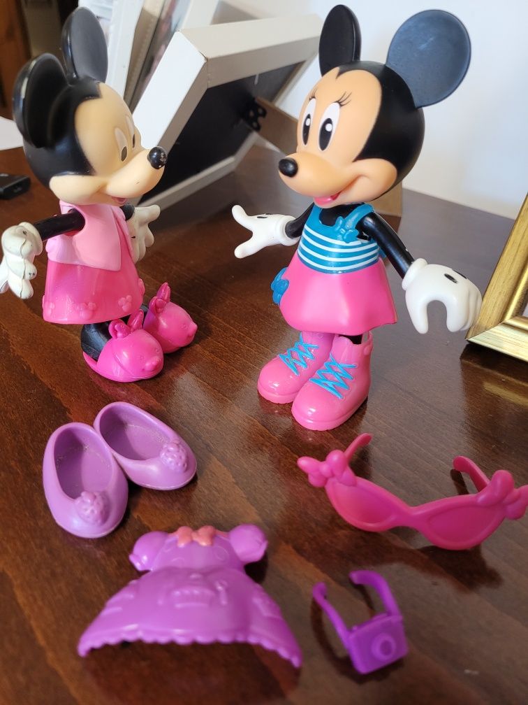 Minnie mouse figurine cu accesorii