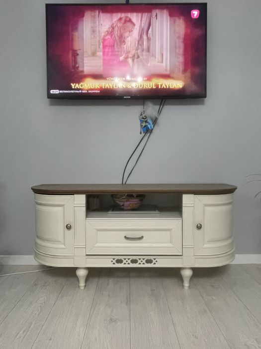 Продам тумбу деревянный