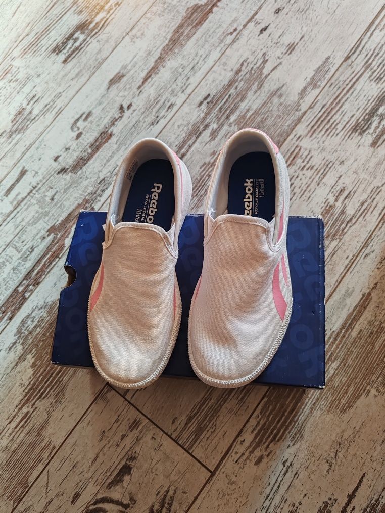 Нови оригинални Reebok маратонки