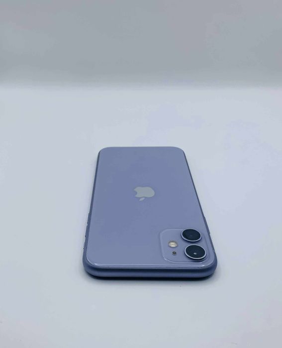 Vând / Schimb IPhone 11 mov  Impecabil
