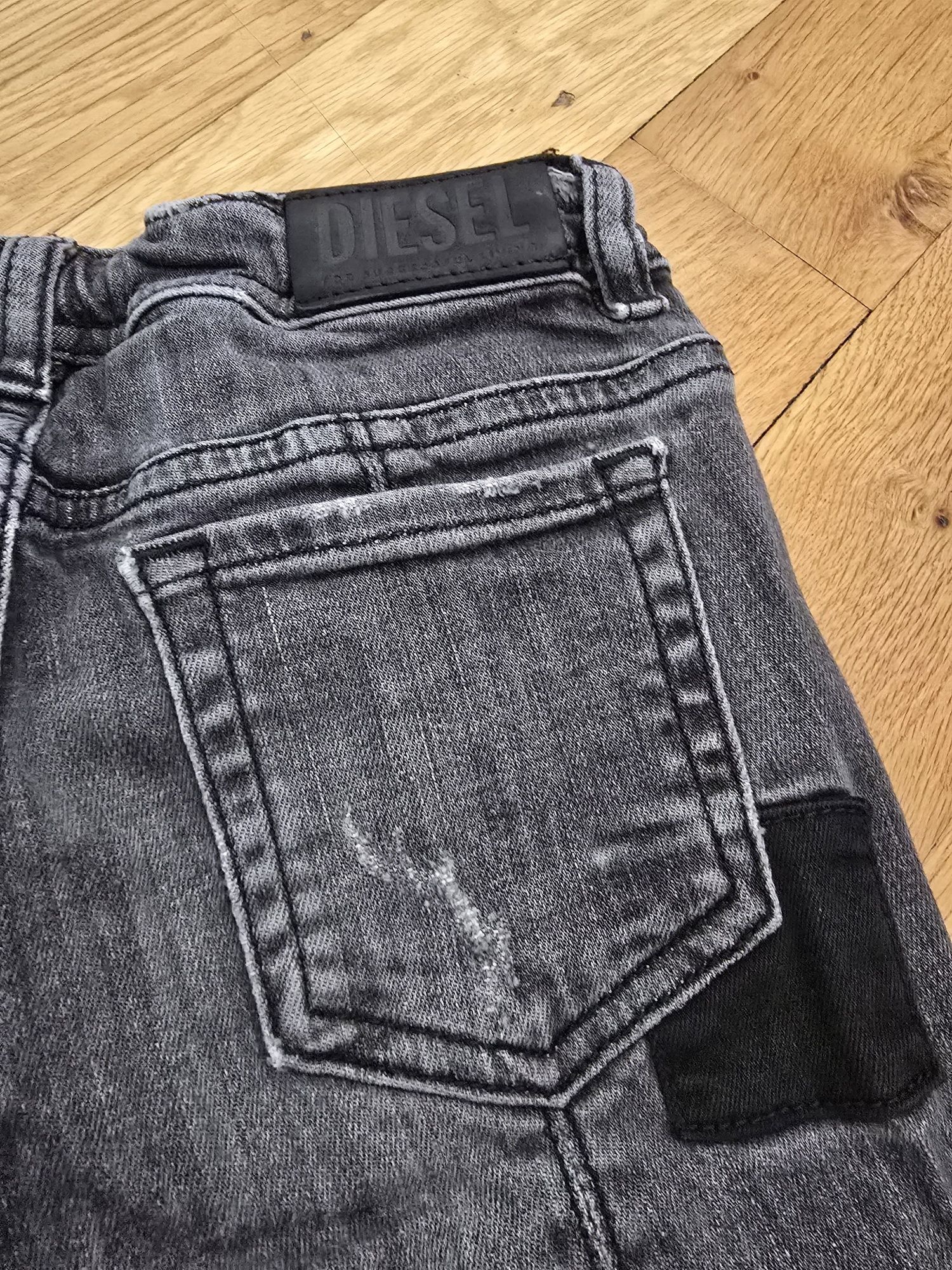 Детски оригинални дънки Diesel