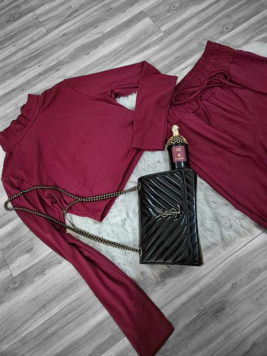 Дамски сет в бордо