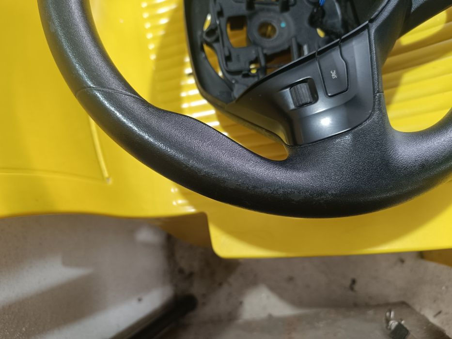 Волан за Пежо 208