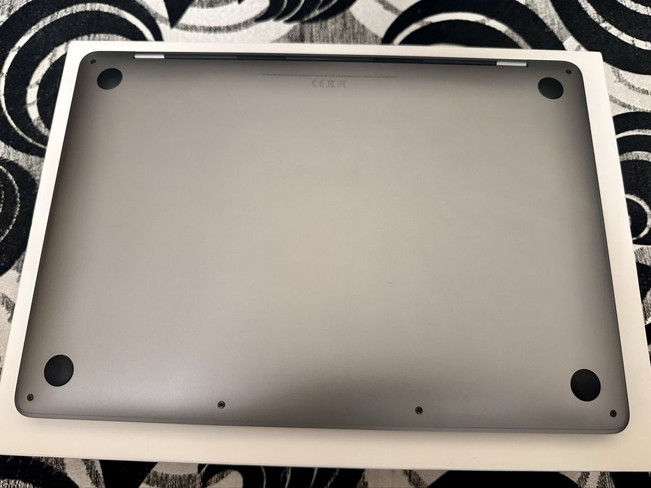 MacBook Pro M2 13.3 TouchBar