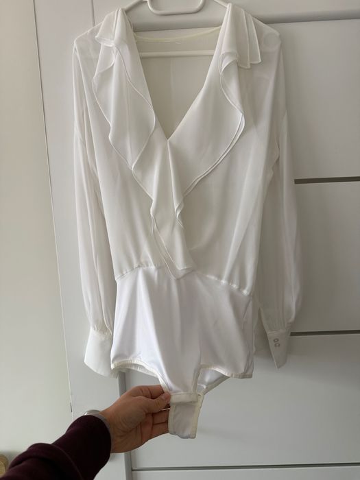 Бяла риза-боди Avin