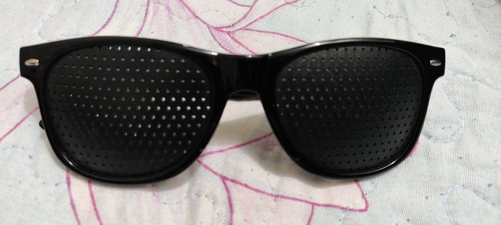 Очки сатылады көз емдейтін