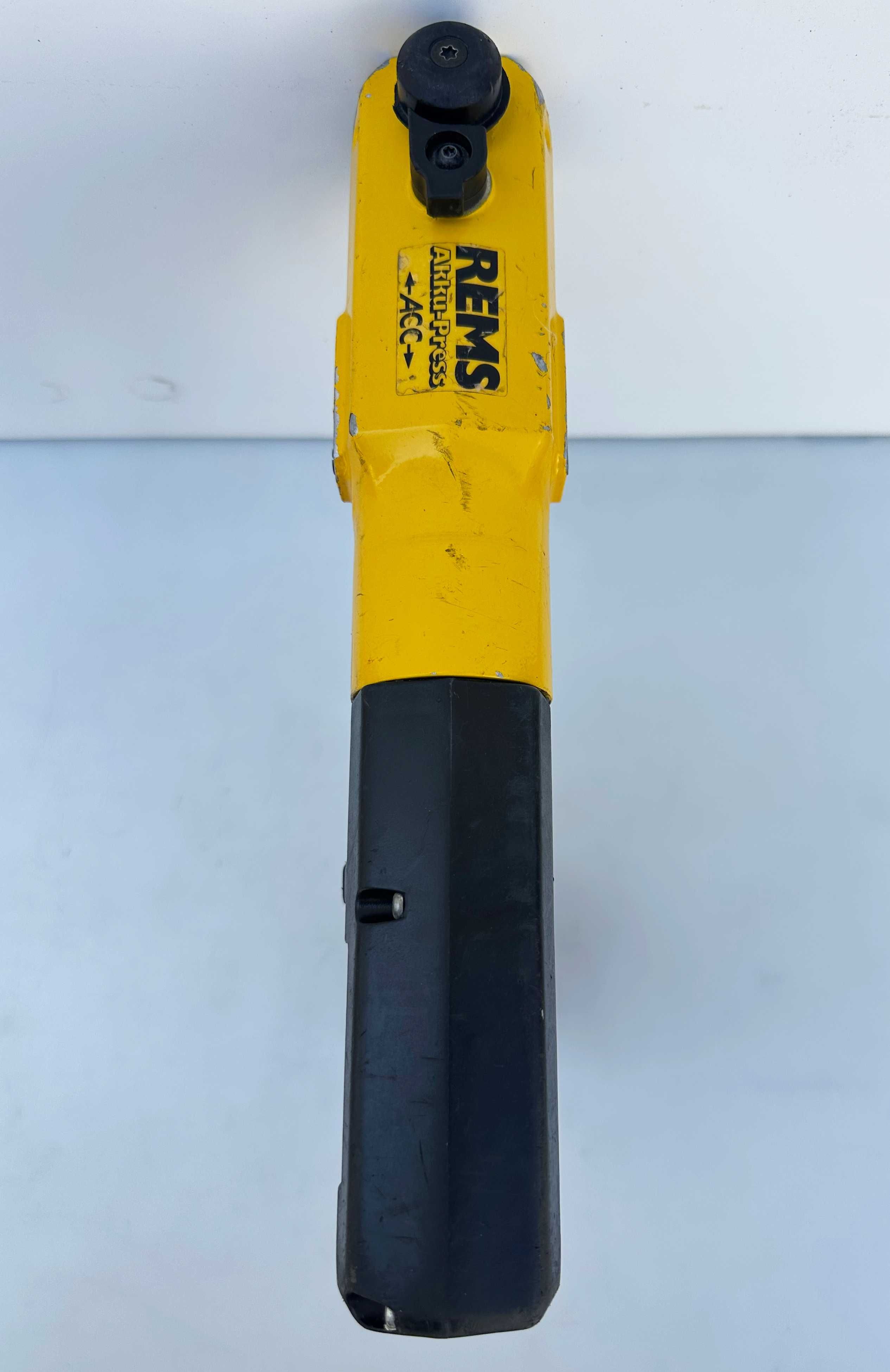 REMS Akku-Press ACC - Акумулаторна радиална преса 2x14.4V 3.0Ah комп.