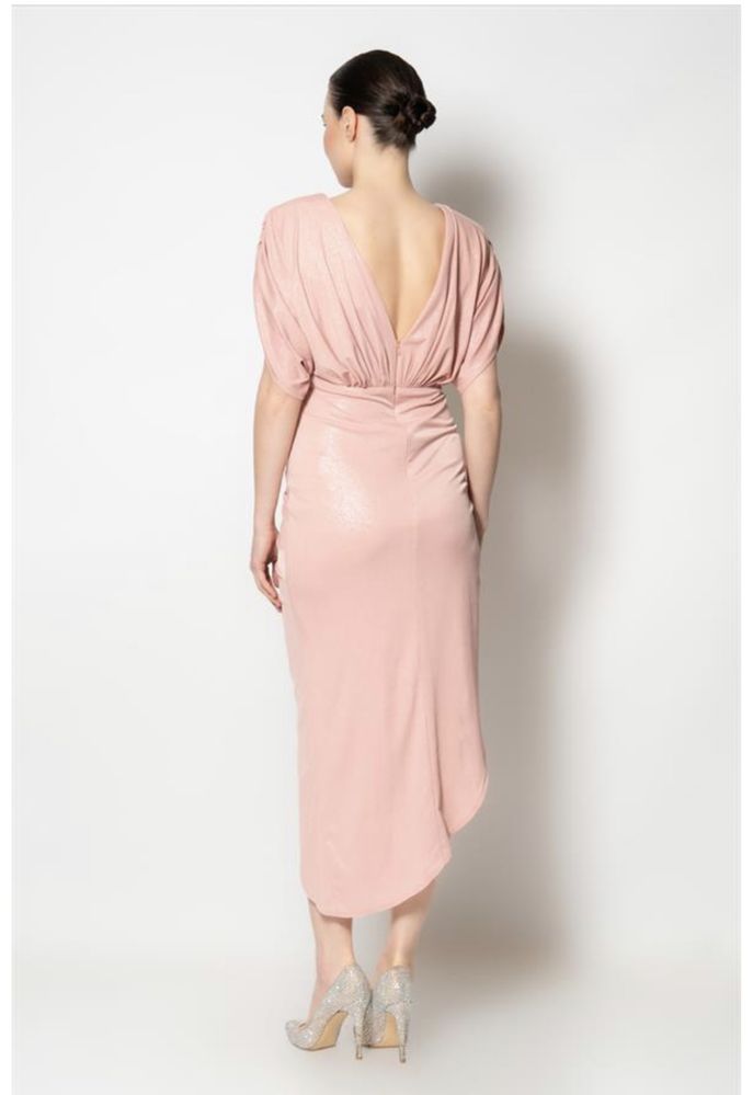 Нова дамска рокля в нежно розово