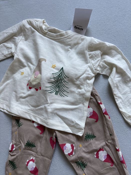 Коледна бебешка пижама от две части