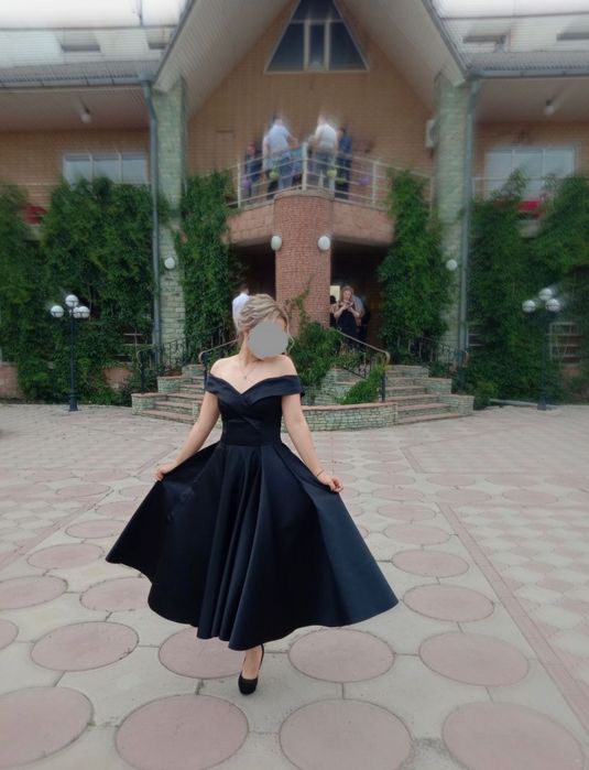 Продаю платье корсетное