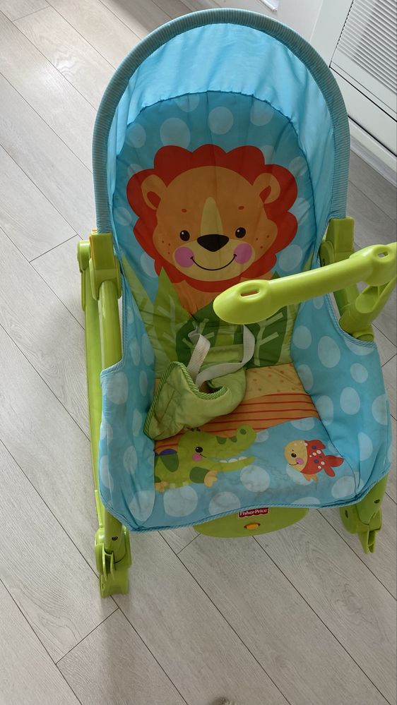 Бебешки шезлонг/люлка fisher price