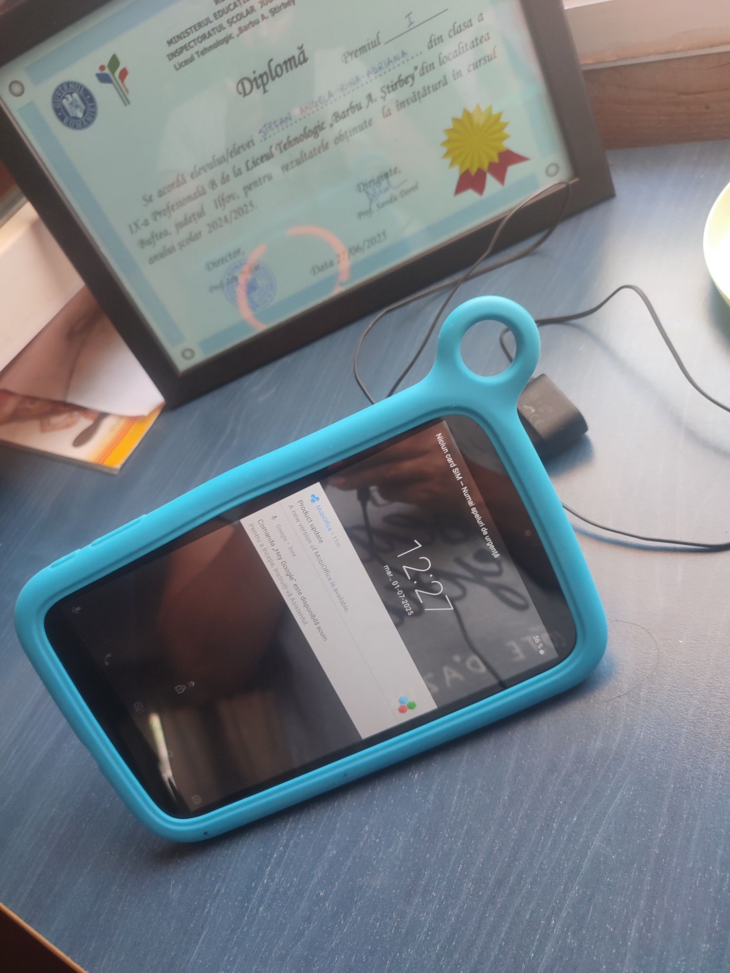 Tableta Alcatel cu husa