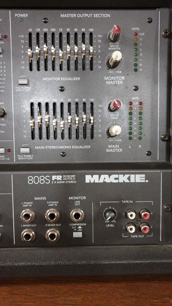 Пулт (power mixer) MACKIE 808S FR SERIES